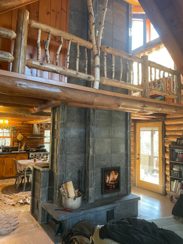 <h5>Valencia 15 Custom Cooktop Bench</h5>